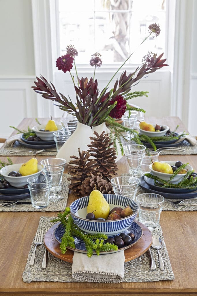 Holiday Dining Table Centerpiece