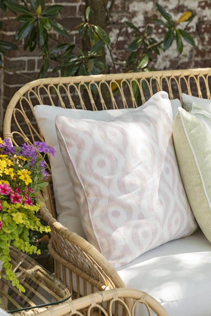 outdoor seating area