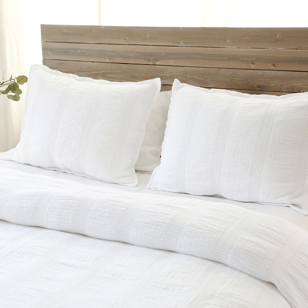 white bed set