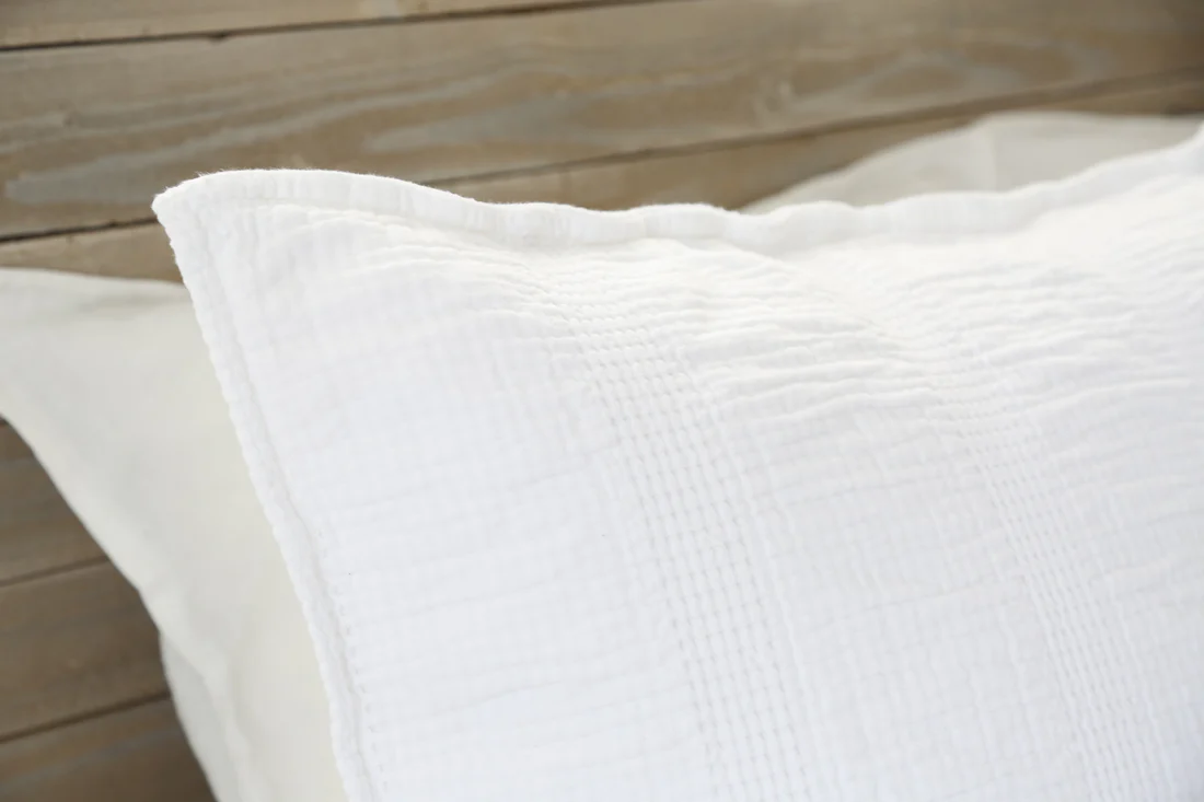white bed pillow